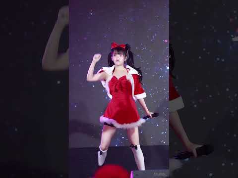 [fancam] Nene Aliszt -  We love your smile # TGG Festival 2021 @ Fasion Island [25/12/2021]