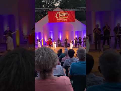 The Fabulous Motown Review