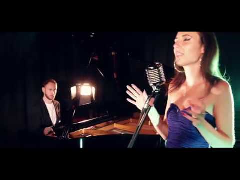 Jo Rotunno singer and vocal coach video.