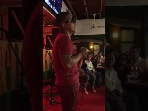 Alex el bizcochito cuando llegue a viejo