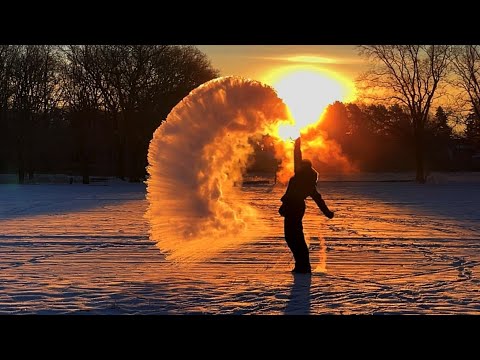 Eiswolke auf Grundlage des Mpemba Effekt's