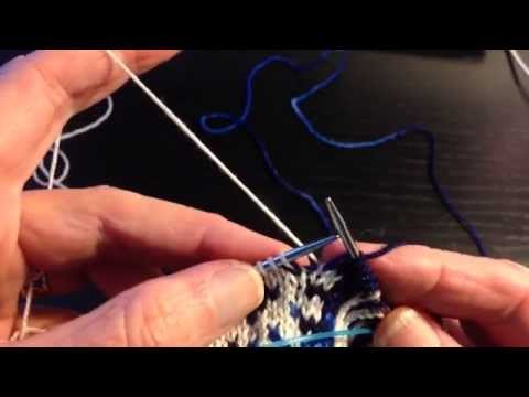 How to Trap Floats Invisibly in Stranded Knitting Tutorial