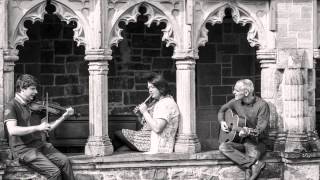 Dublin in the Rare Auld Times  by Cairde Irish Band