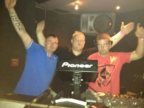 Dj Chrissy-G & Nitro Mc's Retro Intern Ace & Impulse The Darkside Volume [04]