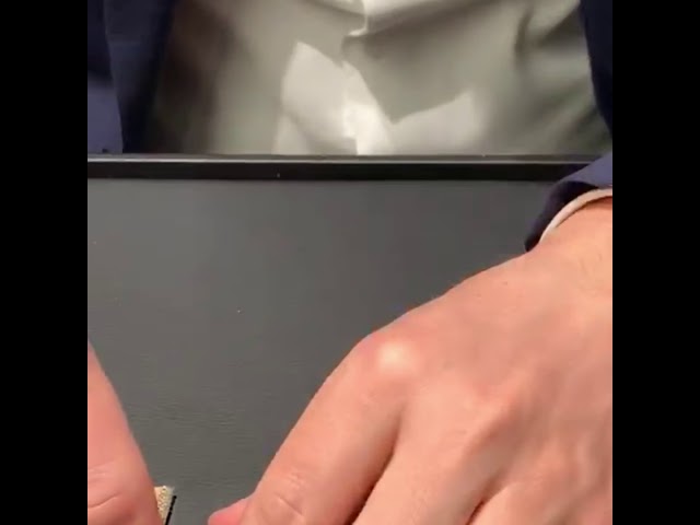 Video Teaser für SBB Mondaine Essence-The Ecofriendly Watch with quick change system for the bracelet