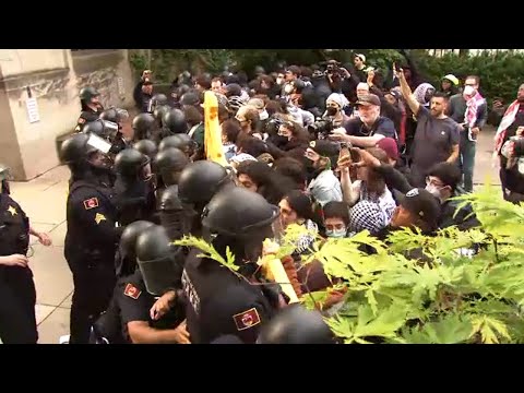 LIVE: Police begin raid of University of Chicago pro-Palestinian encampment