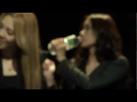 111024 SNSD YoonA (소녀시대 윤아) hurt her ankle during The Boys @ NYC Fanmeet