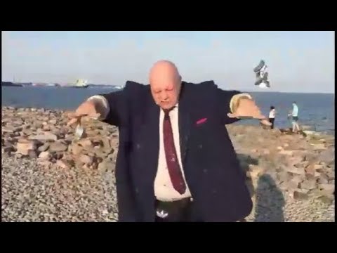 Стас Барецкий рвет банки