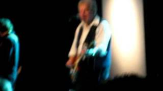 Randy Bachman live at the Commodore Ballroom:  &quot;Shaking all over&quot;