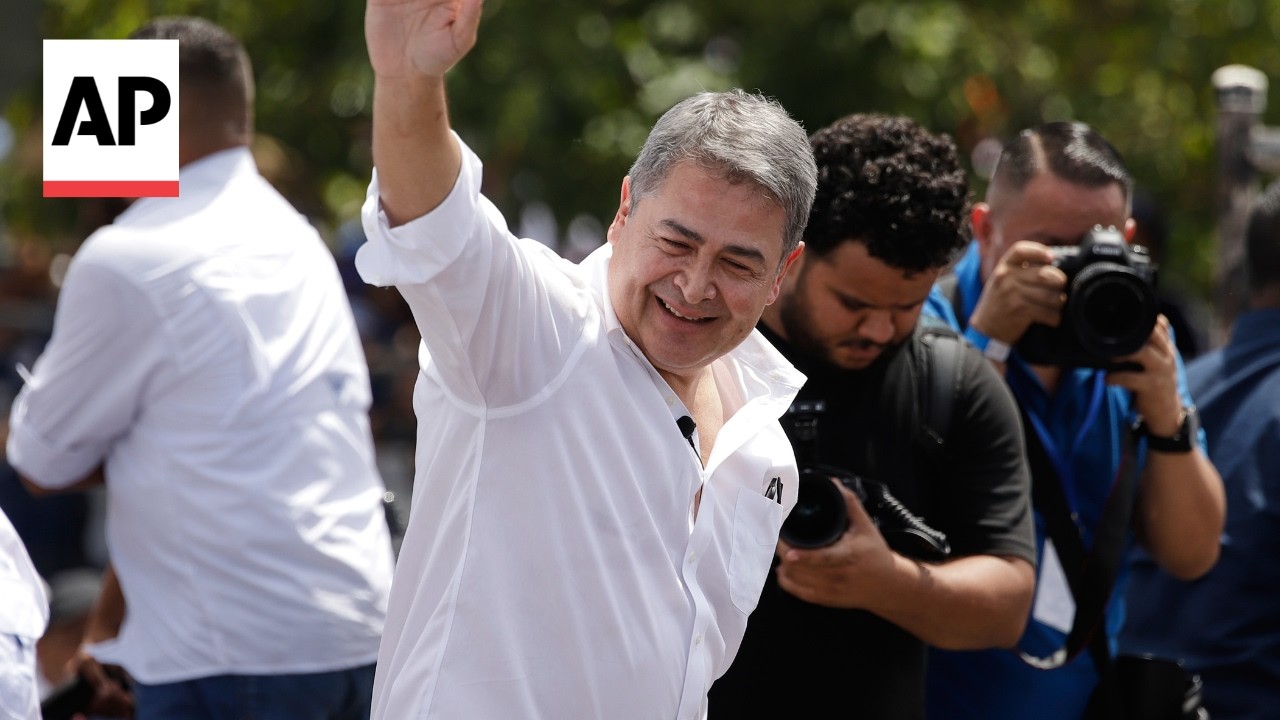 Video: Honduran judge grants pretrial release to ex-President Hernández in corruption case