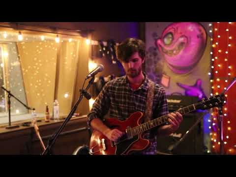 Weird Music Studios | Live | Cosmic Graffiti - Message On The Moon