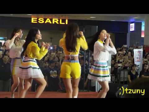 [FANCAM] 170422 Rookie + Russian Roulette - RedVelvet 레드벨벳 @BerjayaTimeSquare-FansSigningEvent