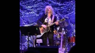 Lucinda Williams 2017-05-05 Tarrytown Music Hall &quot;Six Blocks Away&quot;