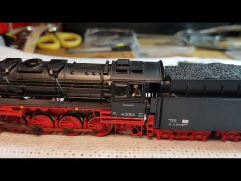 Umbau meiner Roco BR 44 Kohle mit neuem Motor u. Staco1
