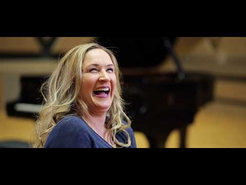 str8voices needs you // crowdfunding