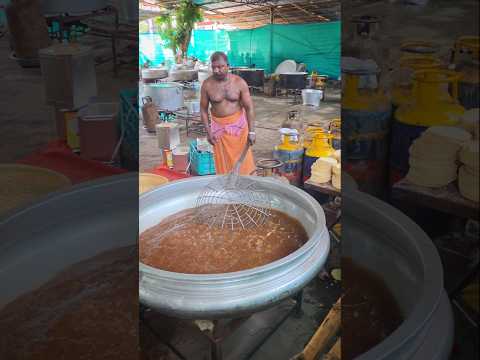 ഈ പൊന്തി വരുന്നത് എന്താണെന്ന് അറിയുമോ ? ഇതിന് ഒരു പ്രത്യേക രുചിയാണ് #guruvayoortemple #viral #food