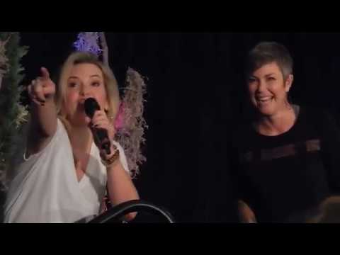 Donna & Jody's Reaction to Being in the French Mistake?- Torcon 2017