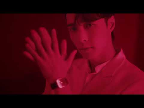 #Lay #ExoLay #张艺兴 LAY x Daniel Wellington