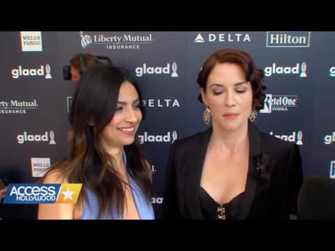 Jonathan Bennett eröffnet die GLAAD Media Awards mit der Besetzung von Heated Rivalry