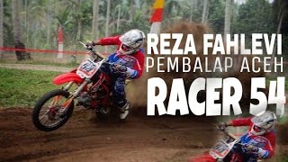 preview picture of video 'Reza Fahlevi Racer 54 At Pentago Garden.mp4'