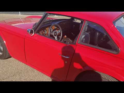 1974 Triumph TR6 Modified by AlexKnickerbocker