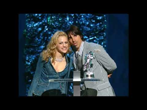 Brittany Murphy at the 2002 MTV Video Music Awards