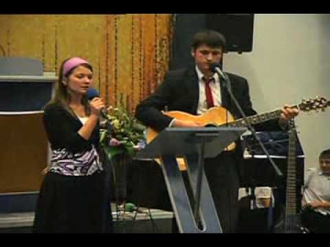 Astazi cant voios ca Dumnezeu - Tinerii din Bis. Filadelfia (Biserica Penticostala Albini)