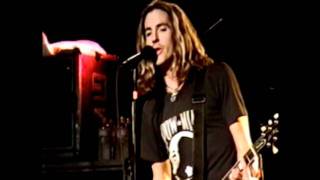 Caroline&#39;s Spine - Never Left - Ryan&#39;s Ballroom - Combined Locks, WI 4-25-2001