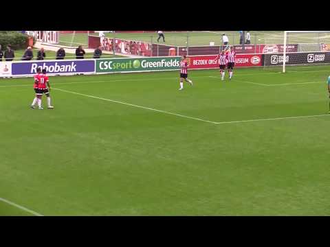 Koen Oostenbrink doelpunt PSV o19 - NEC o19  4-0