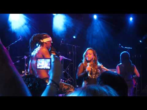 Saik Feat Kim en Live - All Night