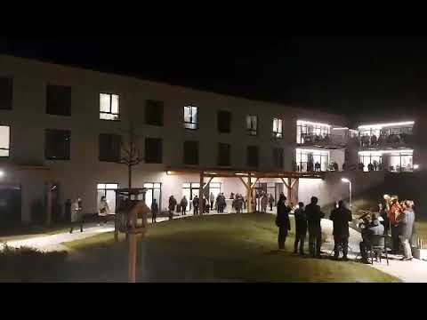 SeneCura SeniorCentrum Chotěboř - vánoční koncert na zahradě