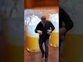 Kerst met de fam! Opa bepaalt de muziek ?? | RTV Drenthe