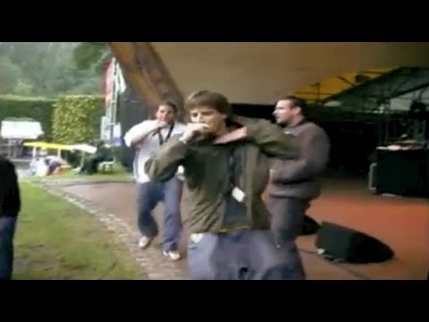 KURZSCHLUSS (LIVE) – Moqui Marbles feat. Dendemann