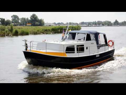 De Schiffart yachtcharter - Brûzer Triton - Motorboot huren in Friesland