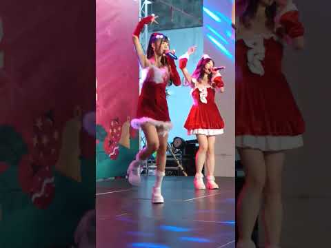 น้องไอซ์ วงสยามดรีม  Ice : Siam Dream  fancam focus 4   25dec2022  DONKI MALL Thonglor