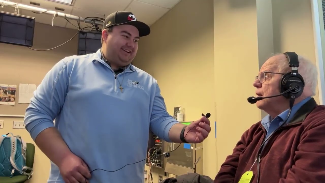 Spuds Hockey Fan Cam - Larry Knutson