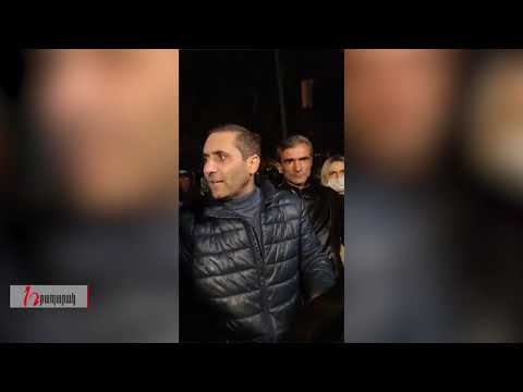 Անհայտ անձը ճայթուկ նետեց ոստիկանների վրա ասացին` սադրիչ էր