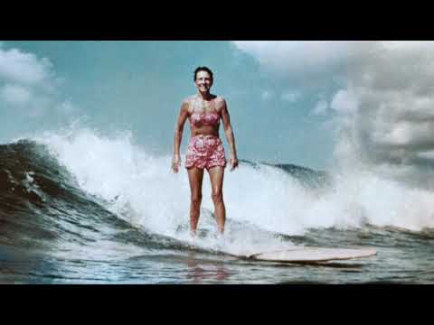 Wave Woman: Makaha Surf!