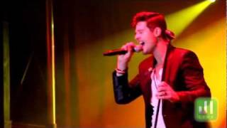 Robin Thicke - It&#39;s in the Mornin&#39; - Live