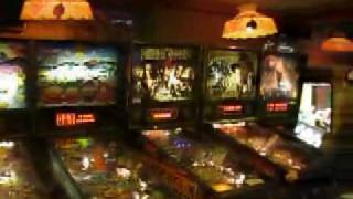 preview picture of video 'The Arcade at Eddie's Grill in Geneva on the Lake, Ohio'