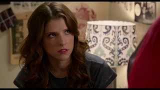 Pitch Perfect 2 / Extrait 4 "Amy 'la baleine' réconforte Beca" VF [Au cinéma le 22 juillet]