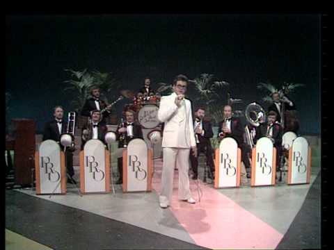 TOPPOP: Pasadena Roof Orchestra - Cheek to Cheek