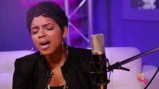 CONCRETE LOOP: SINGER RAVAUGHN PERFORMS &quot;BEST FRIEND&quot; (acoustic version)