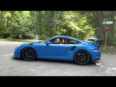 2016 Porsche 911 (CC-1627465) for sale in Huntington Station, New York