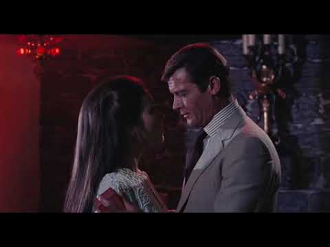 Live And Let Die /  James Bond 007 tribute / Roger Moore