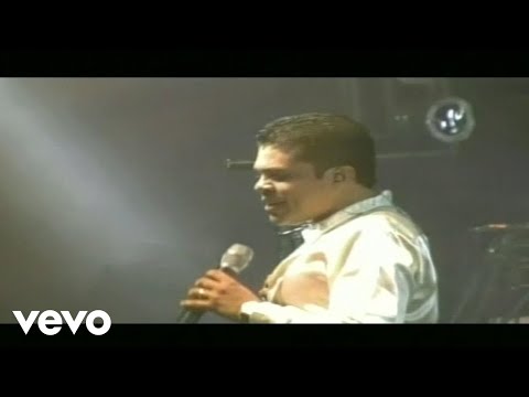 La Arrolladora Banda El Limón De René Camacho - Media Naranja