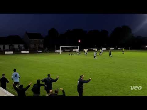 Stu B with a 78th Minute winner in the @hellenicleague Vets Cup Final vs @chinnorfc (11th May 2022)