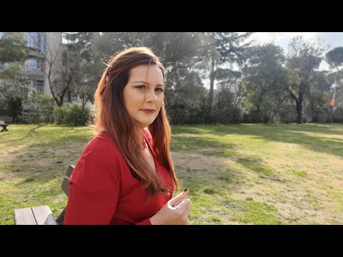 Vitrina e librit/Lufta nuk ka fytyrë gruaje-Svetllana Aleksievic-Lufta "grarishte" ka ngjyrat e veta