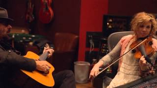 DAVE STEWART &amp; ALISON KRAUSS DUET &quot;DROWNING IN THE BLUES&quot;