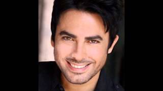 Beto Cuevas - Aterrice Ft. Debora De Corral